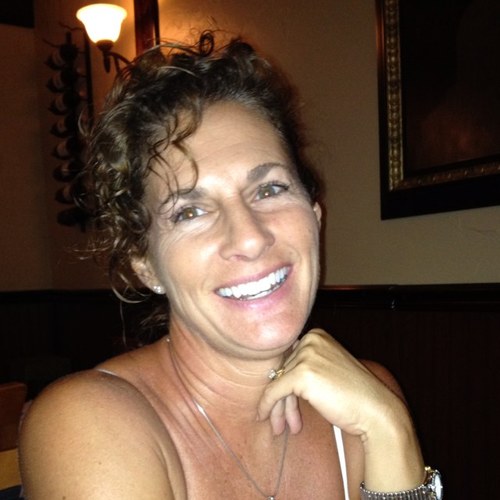 annoula75's profile picture. 