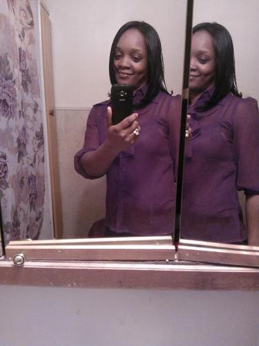 mamalittle820's profile picture. 