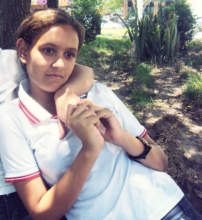 Gosto de pessoas que tiram sorrisos de mim, quando eu menos espero e mais preciso. ||  - Deus '  ♥