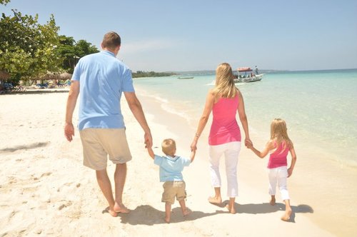 brittnmarc's profile picture. 