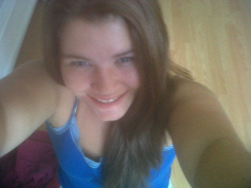 bwitnei's profile picture. Being country makes life worth living for.