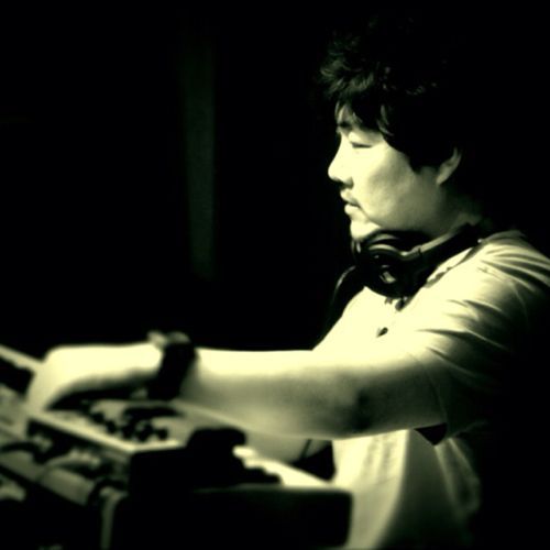 Music Producer.
Compose/Arrange/
Movie,Drama,
MusicDirector/

KimChangWanBand
Keyboardist/

Busan/Lotte Giant/
Coffee/
Addicted.../