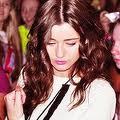 pensando a cada milésimos segundos minutos horas dias meses e etc nê uma flor perfeita
chamada Eleanor Calder
Fui suspensa no @AllforEleanor