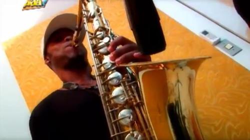 Twitter oficial do saxfonista Negro Gato da Banda A BRONKKA , atualizado por mim mesmo ! ! !