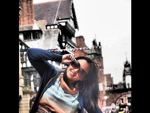 ari_stillmiss's profile picture. 