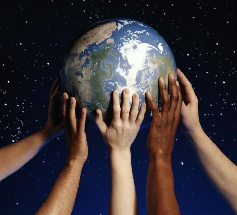 Todos estamos llamados a llevar la Palabra VIVA por el mundo entero..Unete a nosotros!!!