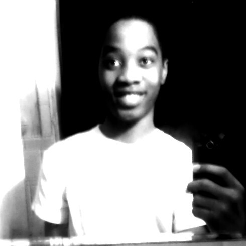 While your reading this you can be 'Pressing that Follow Button' #TeamFollowBack