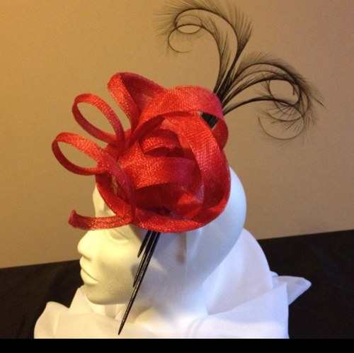 Makouture's profile picture. Bespoke milliner specialising in custom made hats, fascinators and headpieces for every occasion!