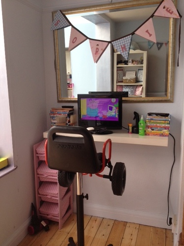Smarty Pants is a children's hair salon  based in Hove, Brighton. 01273 412120