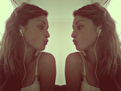 elleherft's profile picture. New twitter :3
offically addicted to this website!