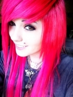 My name is leda, I'm a whore but only for my best friend. {Bisexual. RP} Talk to me.