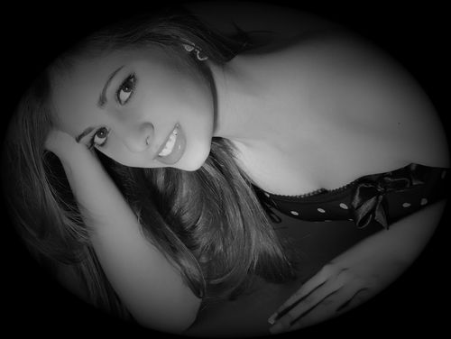 Geminiana, 15 anos, loira dos olhos castanhos! Follow-me?!