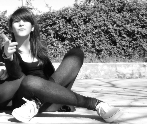 Ana Laura, 13 years old, Seixal, Portugal, Belieber and Directioner, F.O.O.D *-* and sleepy! plz follow me on tumblr i follow back :D BieberKisses and HoranHugs