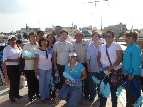 Amigos del candidato a diputado Luis Baños en la colonia Plutarco E. Calles