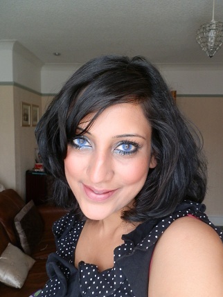 Wife of a wonderful man, mother of four gorgeous http://t.co/jFOkeefyTZ life, people & Jesus