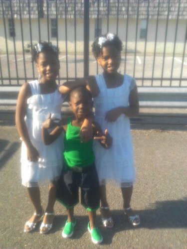Lovely ambitious young lady with MAD LOVE for my babies