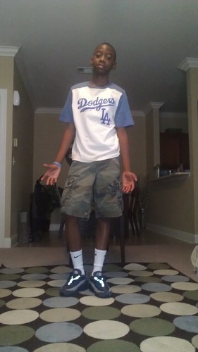 @Nasiree_yolo , Follow Dejahnera , @__XXV , She a prettygirl :). ima #dreamchaser . my circle small . chasmin . follow me tho