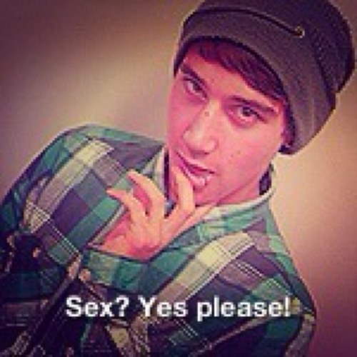 cant_even's profile picture. Dedicated to the five boys who throw up weird colors, live in a dysfunctional family, and father Baby Annabelle. I wont give up on Milk. 2 slu+s. 1account.