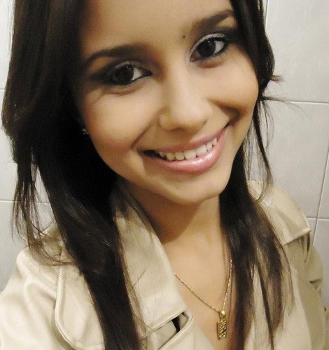 Deus. Familia. Amigos. Capricorniana, 17 anos, estudante e extremamente ciumenta. 
Sem você não conseguiria ser por um instante feliz ... Rodrigo Maeda ♥