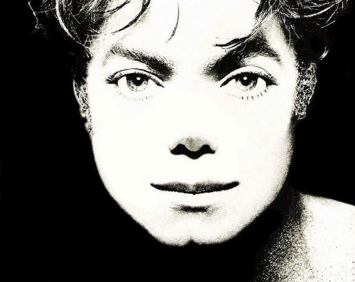Frases que Michael Jackson disse. Conheça quem é Michael Jackson!!! - Ele era um anjo nesse planeta (Kenny Ortega)