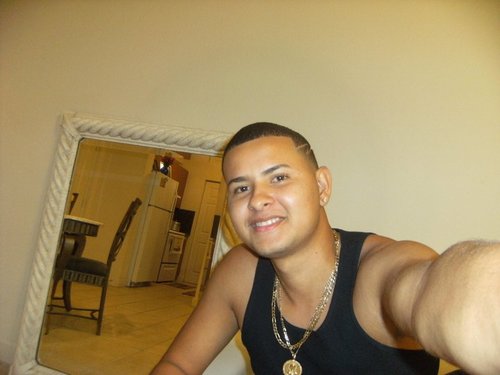 elcangribyron's profile picture. 