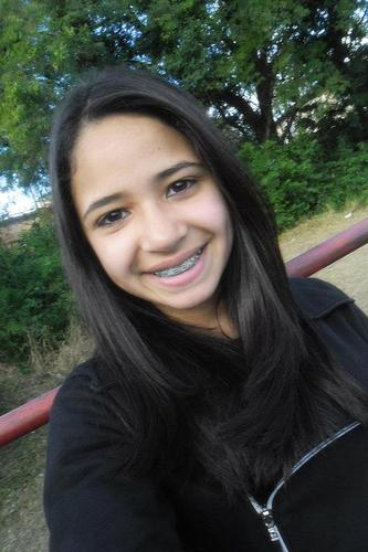 - le gatona ! Segue ai (:
