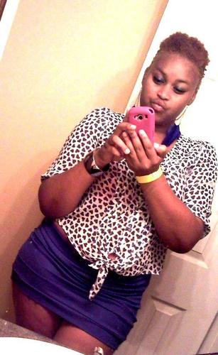 Whoa_Tea2Thick's profile picture. Bitches Ain Shit & They Ain Saying Nothing! 100 MuthaFucks Cant Tell ME NOTHING!