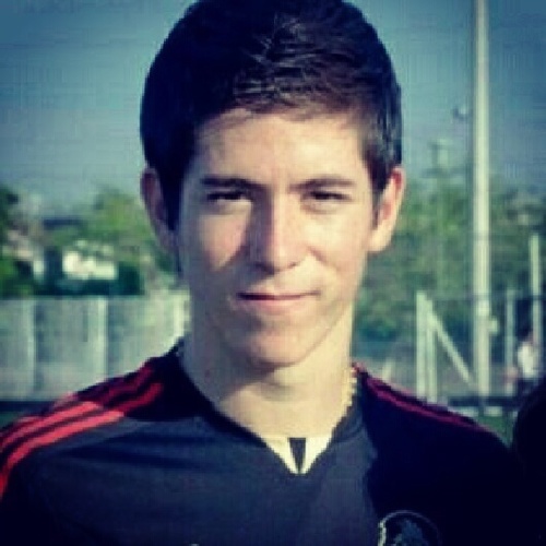 Noticias de @marcobueno11 Campeón sub17, actual jugador de Pachuca || Blog: http://t.co/vkYxlOSwQW || admins: @sofif_kakanews @imalaughter