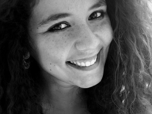 I ♥ cuddle, romantic guys, hugs, travel, partys, pb&j sandwiches, surprises, hugs, curly hair, sea, coffee, Toronto, smile, old people, shoes and The Notebook