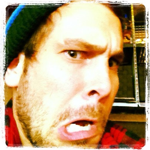 shtozeled's profile picture. 