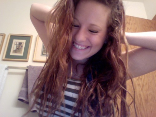 EmLOV3's profile picture. 