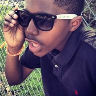 BrandonHarris03's profile picture. __.F.I.S.H.__ ~…Y..O..L..O~#TEAMHOOPJUNKIE