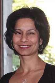 Comms Consultant, Governor @COLA_Highgate Hill, Ex-Head of PR @ESCP_bs Biz Schl, Member @FrancoBritish, ex-Pres. Diplomatic Service Families Association