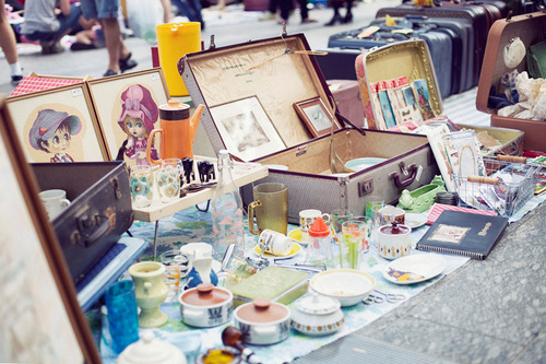 : a mini scaled market with giant rewards
: sell from a suitcase (or two!) 
: peddle your handmade or pre-loved goods