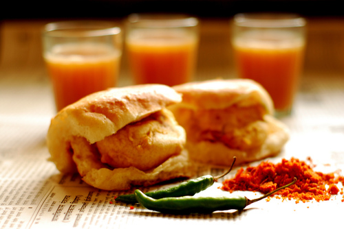 Connect with legions of Mumbai foodies (Chatore) just like you and share your experiences. Follow Tweet And Eat @MumbaiChatore