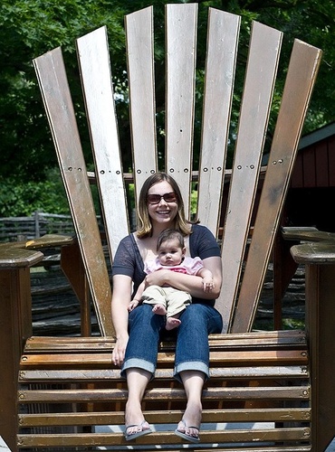 Proud Canadian. Mommy of One Lovely Baby Girl. Works in Marketing and Communications. @TorontoMomNow Top 30 Toronto Mom Blogger 2012 (for @yyzbambina).
