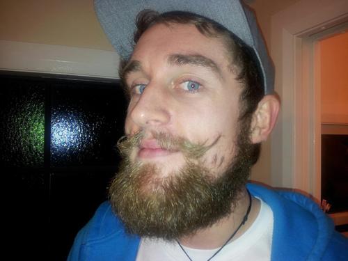 clivecore's profile picture. 