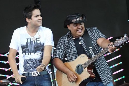 FC do @HeROficial, com o intuito de juntar todos os fãs aqui, pra fazer ganhar mais reconhecimento a melhor dupla sertaneja do Brasil *-*