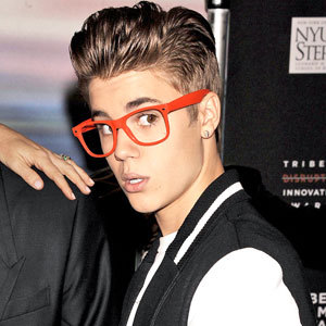 Yes! I Have Bieber Fever :) Cody Simpson follow me on 5\11\2011 & MckenzieComer too Christian Beadles 12-11-2011 :)Follow Always Your Dream #NeverSayNever.