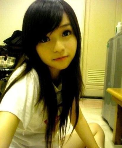 Hi Guys! Follow me okay ^_^