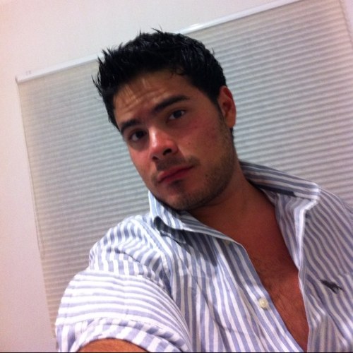 baduel_'s profile picture. Amo el cine, la comida y quien sabe cuanta estupidez mas!