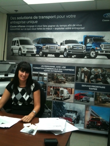 Directrice ventes commerciales et spécialiste camion Ford