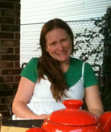 Rockin' Oily Momma. Wife of a racer, mom with 5 daughters and a son, Young Living business owner, mommy blogger, published poet, child of God.