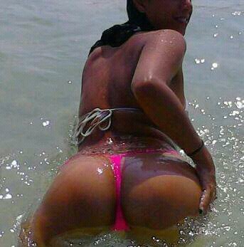 RedCiara's profile picture. I'm a fun type of woman! I go with the flow and love dancing and partying. Modeling and hip hop promotions are my specialty to book DM me.
407