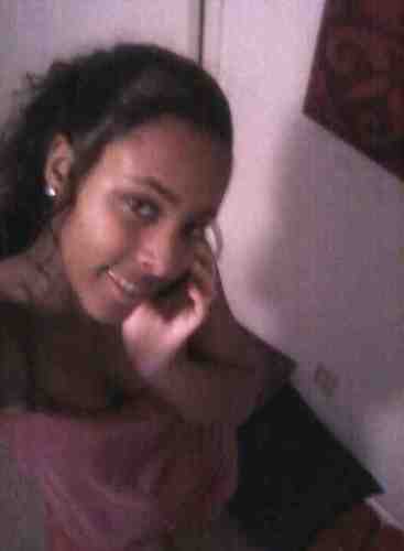 Firss priority God & second priority mhyy family lass priority Mee! Follow mhee ill follow bhak @Reneaa2012