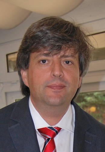 PERIODISTA. Productor y Redactor de Protagonistas, LUIS DEL OLMO. Jefe de Informativos de Punto Radio Málaga. Presentador de Protagonistas Málaga.