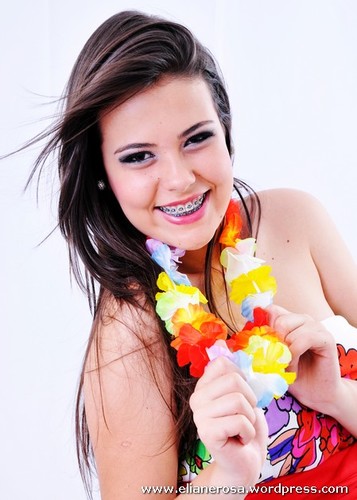 feia, boba, e mora longe (: