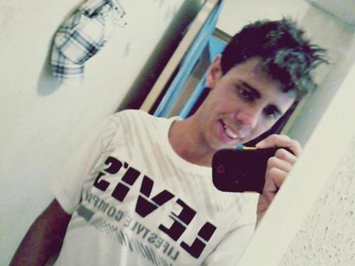 Princeso da Principa, eu te amo demais melhor amigo, anjo que Deus mandou pra cuidar de mim, você é lindo, me entende, e tem o melhor abraço. @CarlaGab_