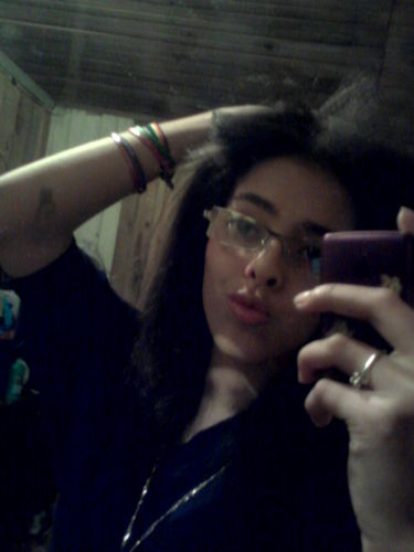 Prefiro andar com os loucos do que com os falsos.♫♪                

msn :je.c.rosa@hotmail.com
http://t.co/CBnt758bos