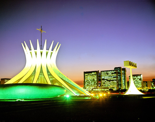 Receptivo em Brasília, hospedagem, aluguel de carro, city tour, passagem aérea, eventos, turismo de negócios, pacotes e excursões. seguidores sorteios e brindes